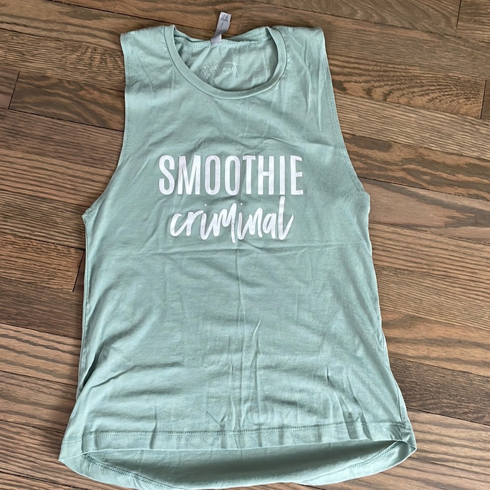 Tone It Up Muscle Tee SMOOTHIE CRIMINAL